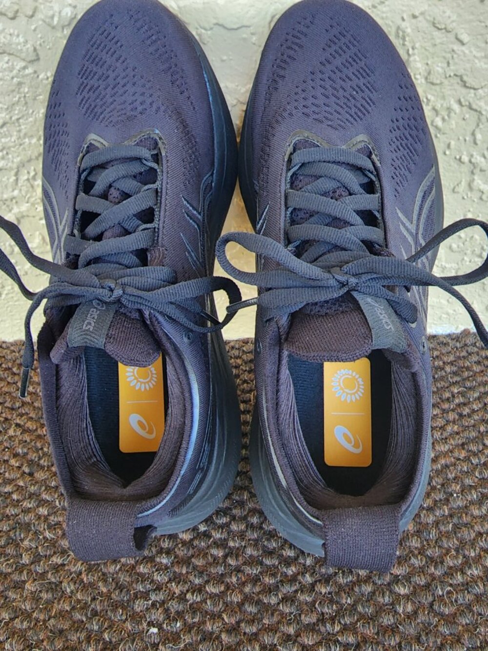 Asics Women's Gel-Nimbus 25 Shoes - size 8 - Black Graphite Grey